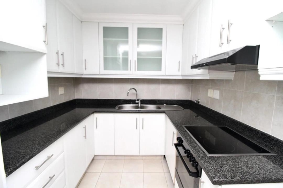 1 Bedroom Property for Sale in Hillcrest Central KwaZulu-Natal