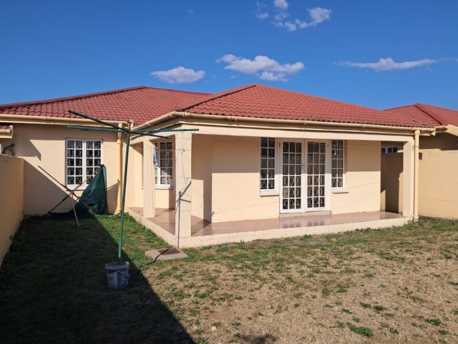 3 Bedroom Property for Sale in Rose Park KwaZulu-Natal