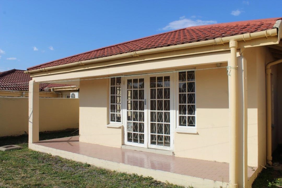 3 Bedroom Property for Sale in Rose Park KwaZulu-Natal