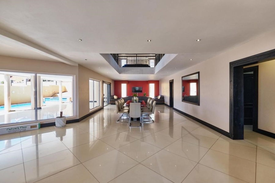 7 Bedroom Property for Sale in Amanzimtoti KwaZulu-Natal