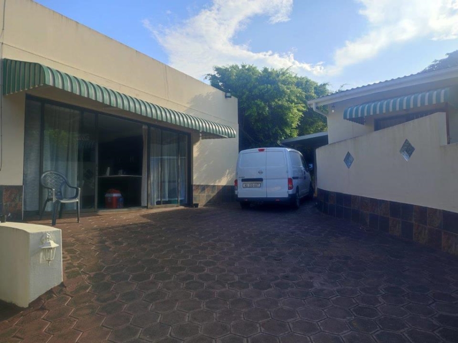 5 Bedroom Property for Sale in Trafalgar KwaZulu-Natal