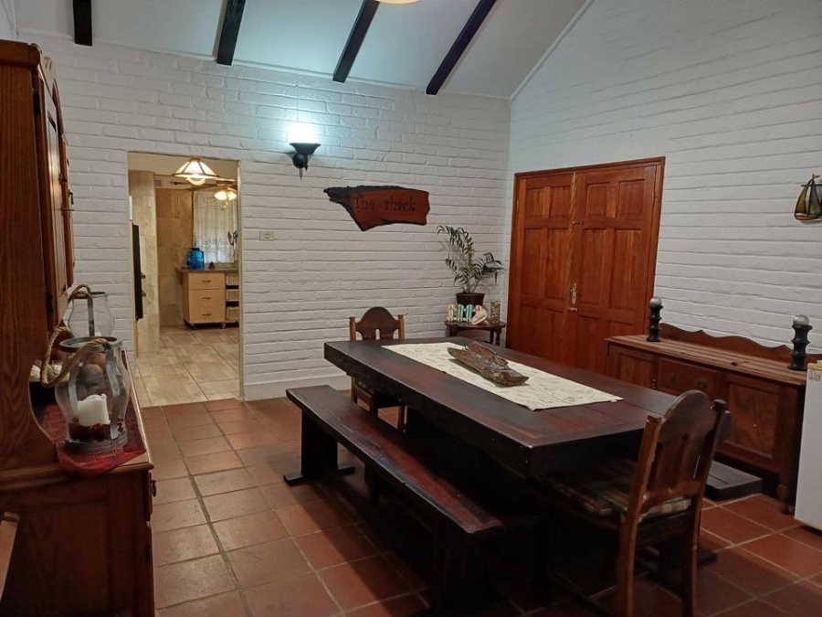 5 Bedroom Property for Sale in Glenmore KwaZulu-Natal