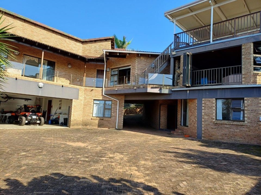 5 Bedroom Property for Sale in Glenmore KwaZulu-Natal