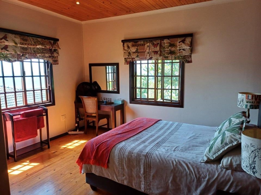 5 Bedroom Property for Sale in Ivy Beach KwaZulu-Natal