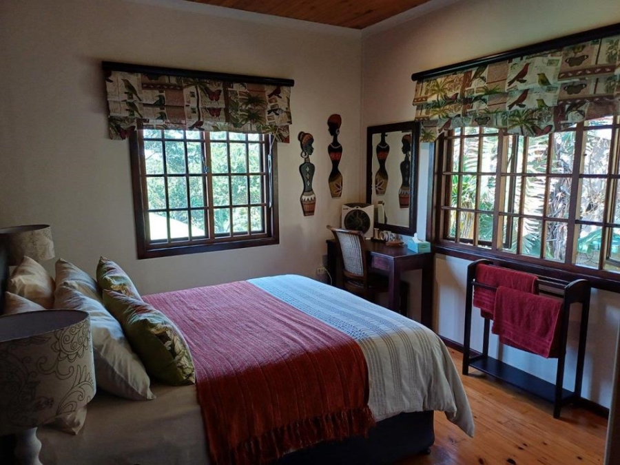 5 Bedroom Property for Sale in Ivy Beach KwaZulu-Natal