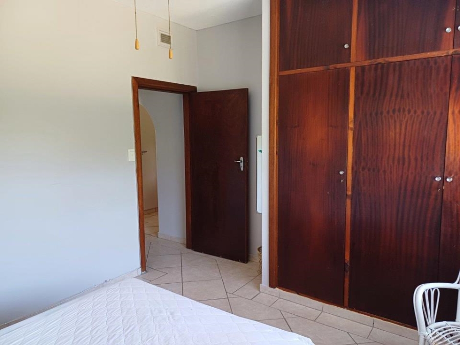 6 Bedroom Property for Sale in Leisure Bay KwaZulu-Natal