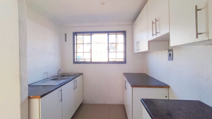 1 Bedroom Property for Sale in Eastbury KwaZulu-Natal