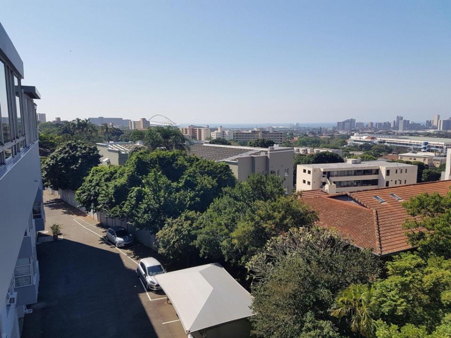 1 Bedroom Property for Sale in Essenwood KwaZulu-Natal