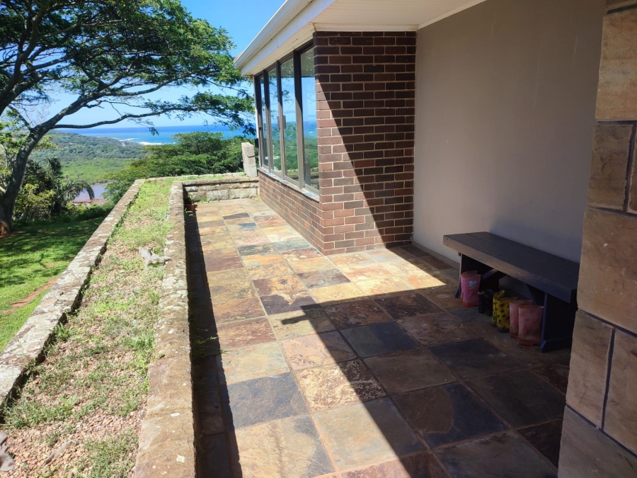 To Let 5 Bedroom Property for Rent in Freeland Park KwaZulu-Natal