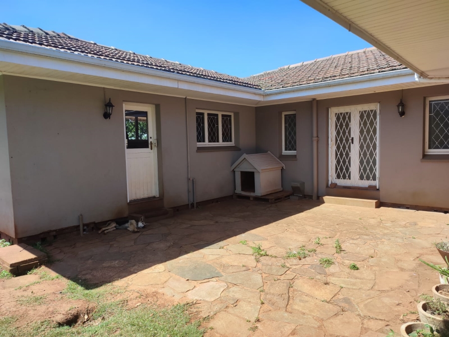 5 Bedroom Property for Sale in Freeland Park KwaZulu-Natal