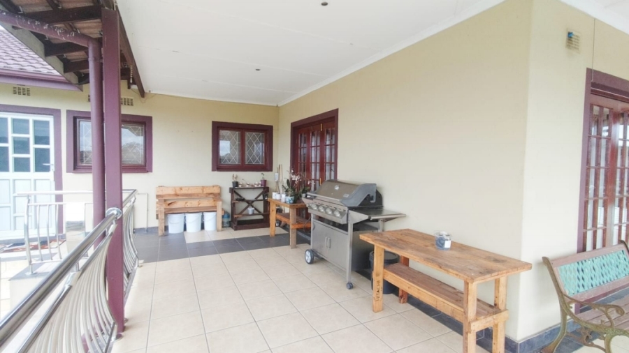 4 Bedroom Property for Sale in Queensburgh KwaZulu-Natal