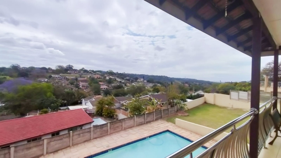 4 Bedroom Property for Sale in Queensburgh KwaZulu-Natal