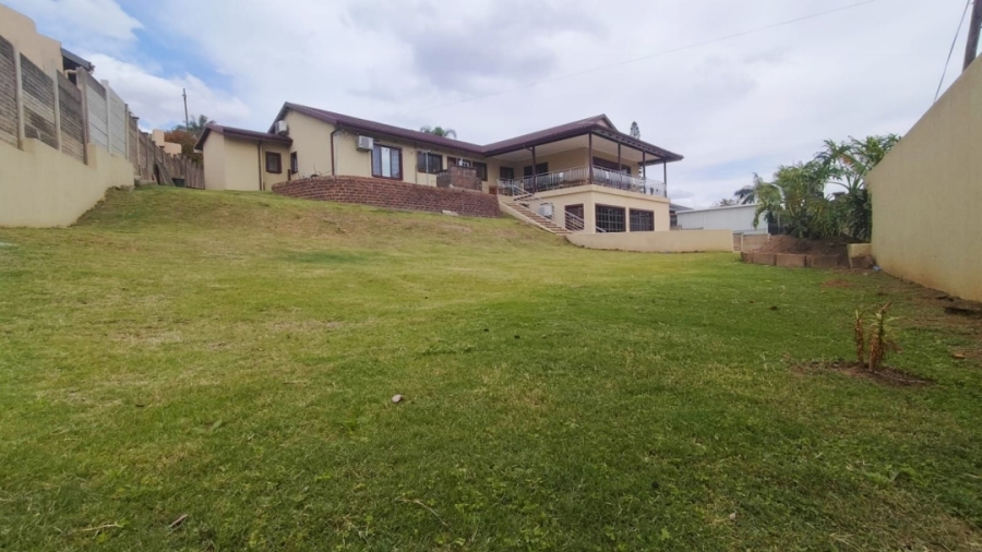 4 Bedroom Property for Sale in Queensburgh KwaZulu-Natal