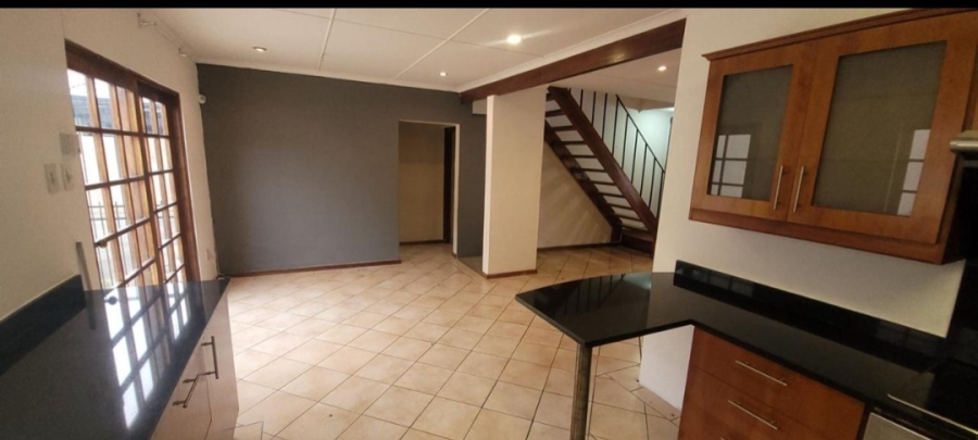 To Let 3 Bedroom Property for Rent in Mount Edgecombe KwaZulu-Natal