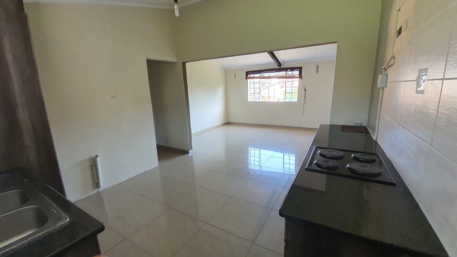 To Let 2 Bedroom Property for Rent in Grove End KwaZulu-Natal