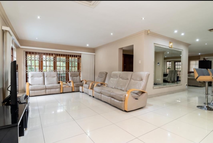 5 Bedroom Property for Sale in Ballito KwaZulu-Natal