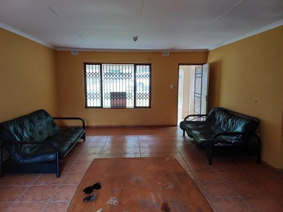 3 Bedroom Property for Sale in Leisure Bay KwaZulu-Natal