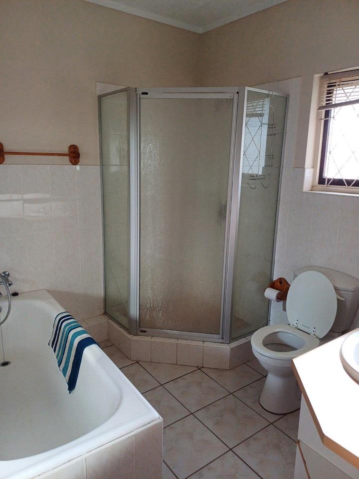 3 Bedroom Property for Sale in Glenmore KwaZulu-Natal