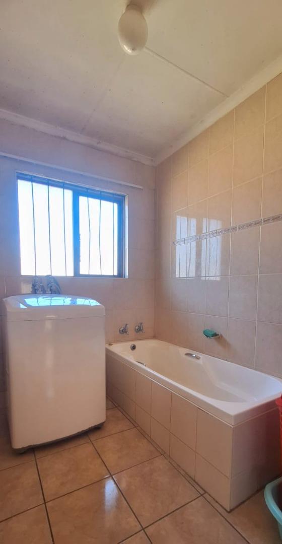 3 Bedroom Property for Sale in Margate KwaZulu-Natal