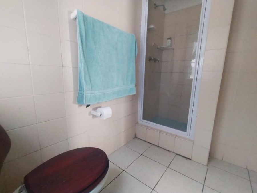 1 Bedroom Property for Sale in Margate KwaZulu-Natal