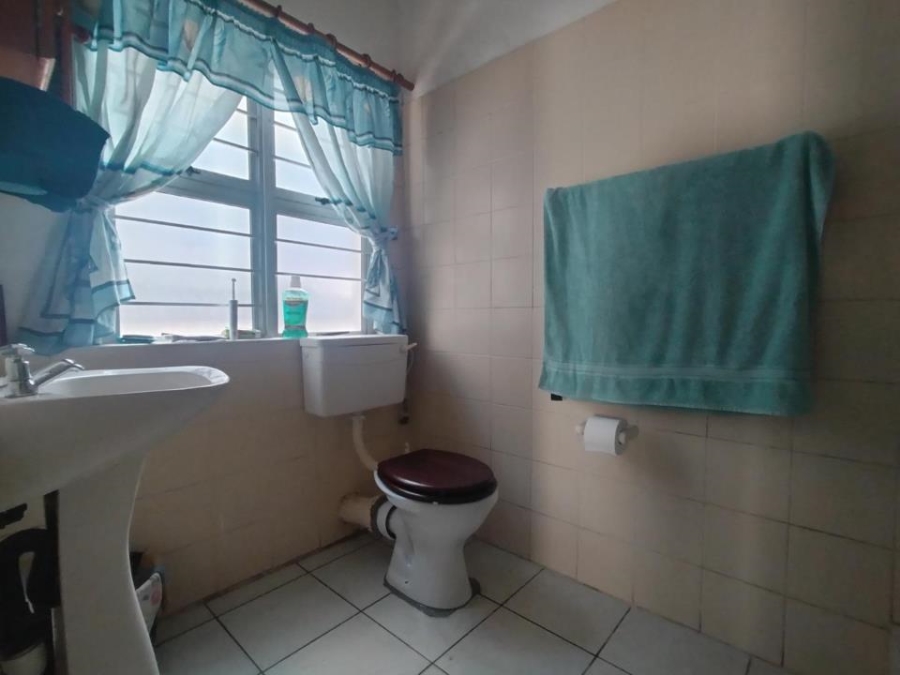 1 Bedroom Property for Sale in Margate KwaZulu-Natal