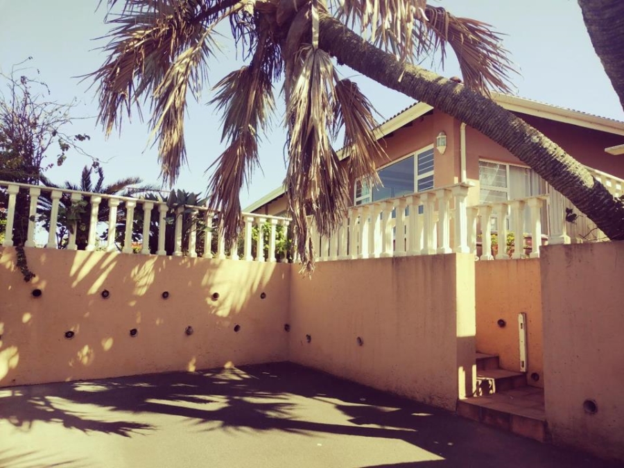 5 Bedroom Property for Sale in Margate KwaZulu-Natal