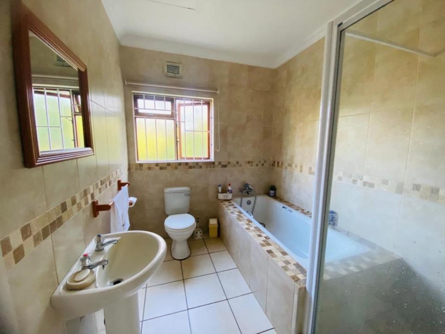 3 Bedroom Property for Sale in Margate KwaZulu-Natal