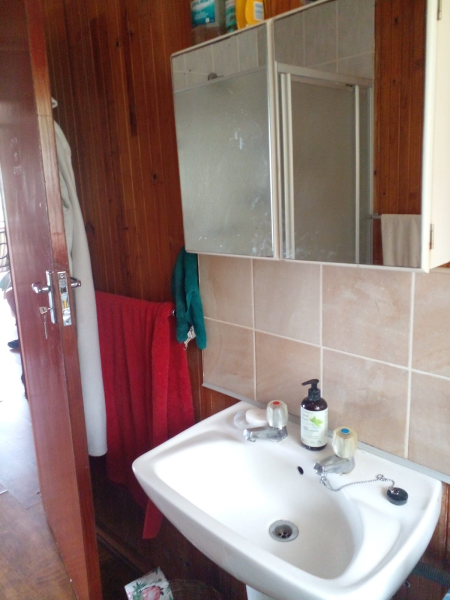 2 Bedroom Property for Sale in Hibberdene KwaZulu-Natal