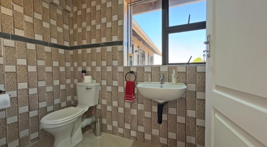 7 Bedroom Property for Sale in Stanger KwaZulu-Natal