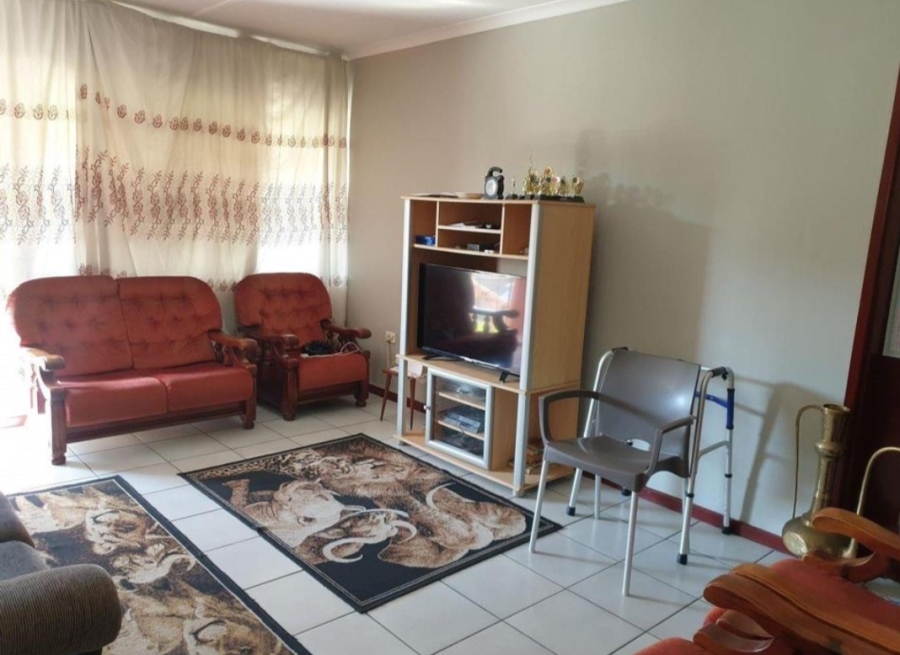 9 Bedroom Property for Sale in Stanger KwaZulu-Natal