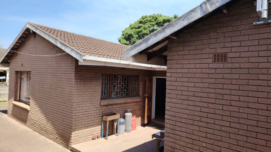 3 Bedroom Property for Sale in Mandeni KwaZulu-Natal