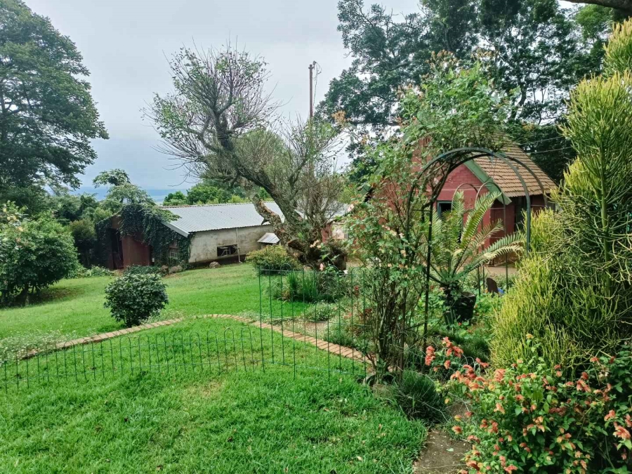 5 Bedroom Property for Sale in Claridge KwaZulu-Natal