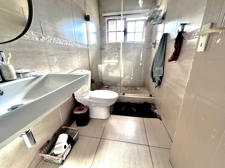 3 Bedroom Property for Sale in Sunningdale KwaZulu-Natal