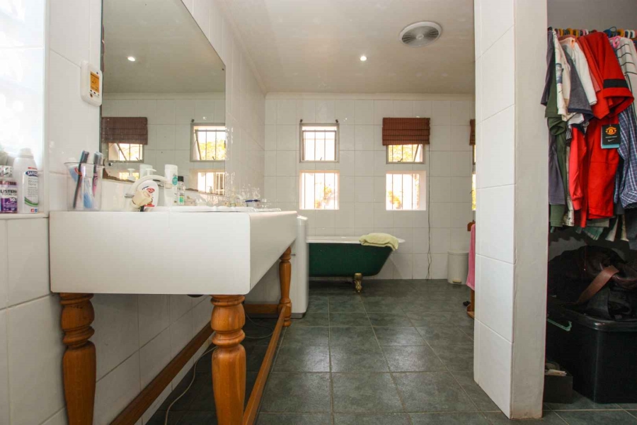 4 Bedroom Property for Sale in Glen Hills KwaZulu-Natal