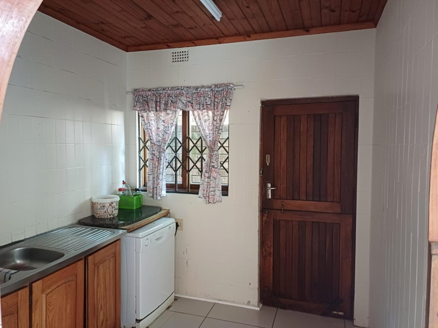 4 Bedroom Property for Sale in Panorama KwaZulu-Natal