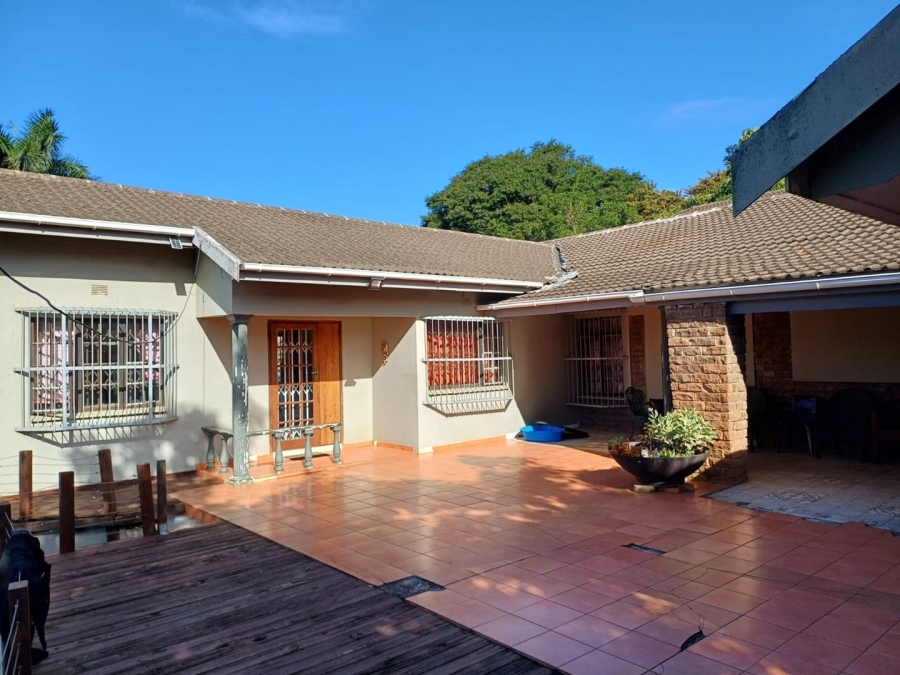 4 Bedroom Property for Sale in Panorama KwaZulu-Natal