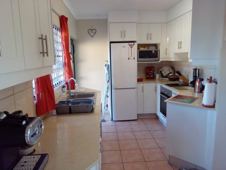 4 Bedroom Property for Sale in Somerset Park KwaZulu-Natal