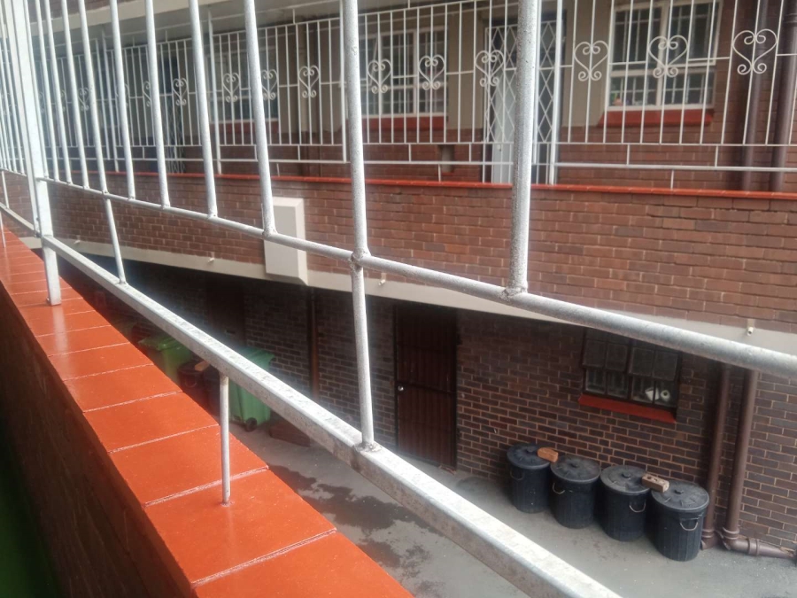 2 Bedroom Property for Sale in Glenwood KwaZulu-Natal