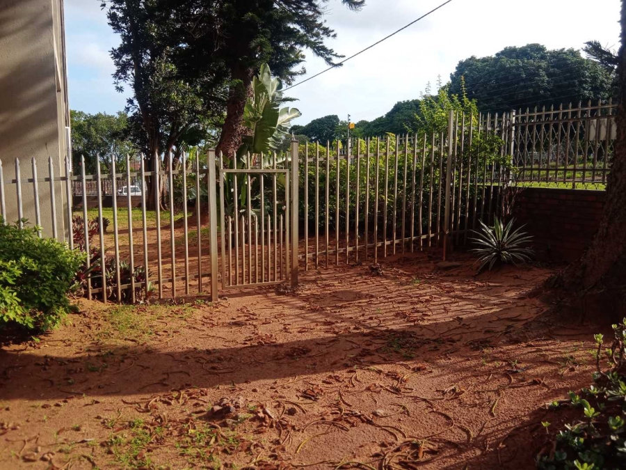 2 Bedroom Property for Sale in Glenwood KwaZulu-Natal