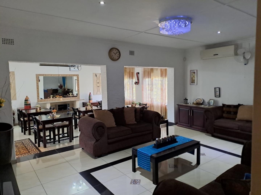 9 Bedroom Property for Sale in Fairview KwaZulu-Natal