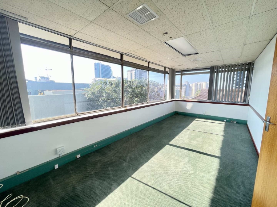 To Let commercial Property for Rent in Umhlanga KwaZulu-Natal