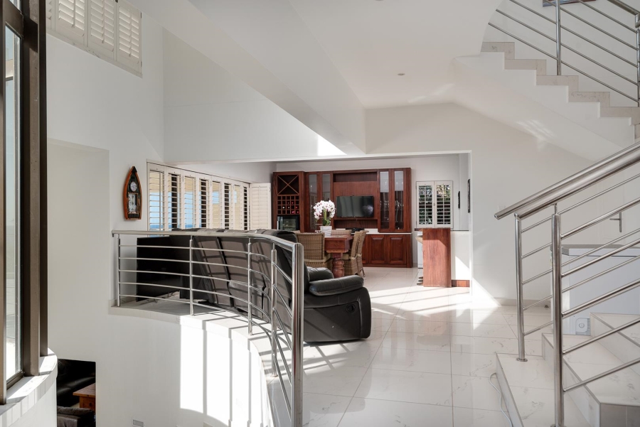 6 Bedroom Property for Sale in Sheffield Beach KwaZulu-Natal