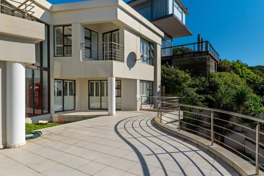 6 Bedroom Property for Sale in Sheffield Beach KwaZulu-Natal