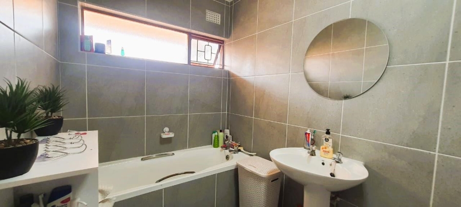 3 Bedroom Property for Sale in Berea KwaZulu-Natal