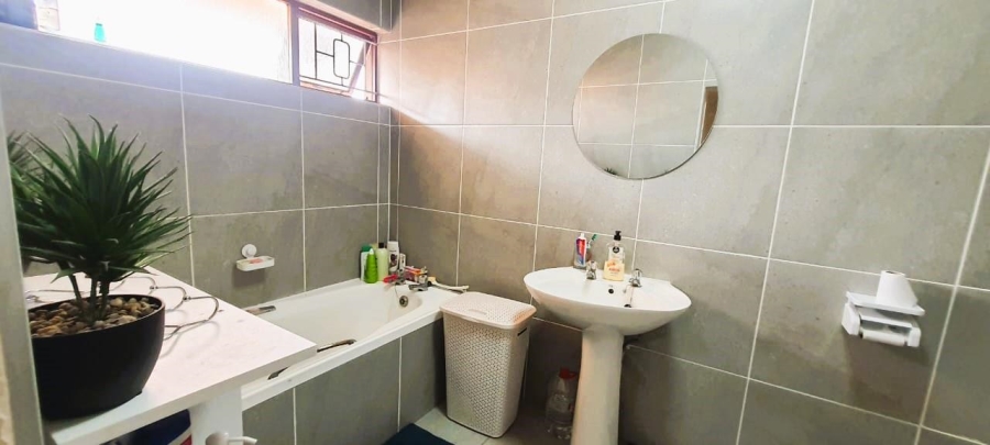 3 Bedroom Property for Sale in Berea KwaZulu-Natal