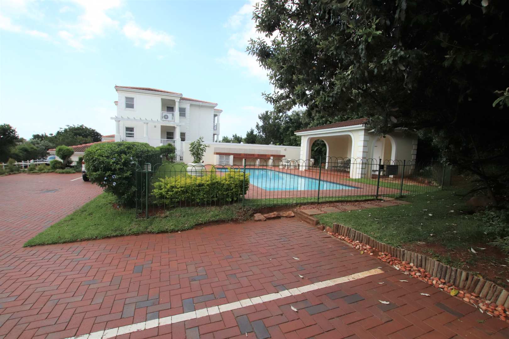1 Bedroom Property for Sale in La Lucia Ridge KwaZulu-Natal