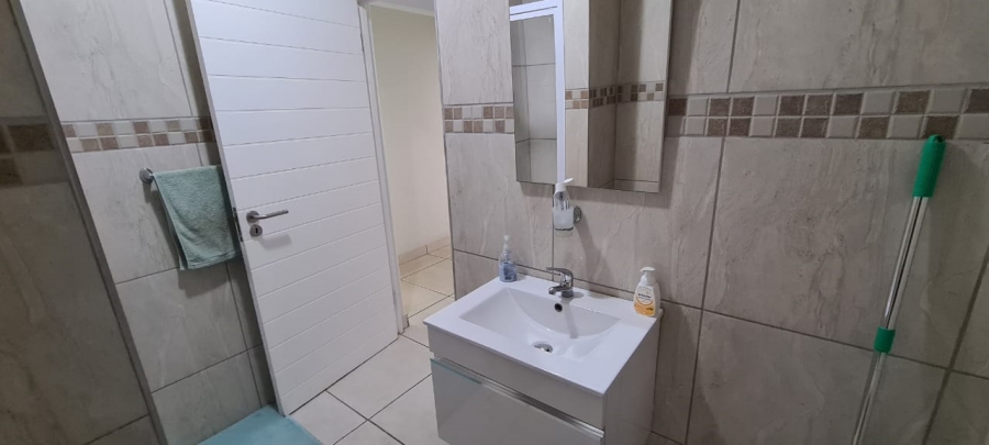 2 Bedroom Property for Sale in Park Hill KwaZulu-Natal