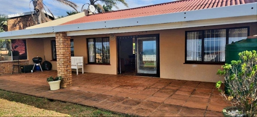 3 Bedroom Property for Sale in Black Rock KwaZulu-Natal