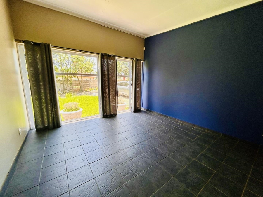 To Let 3 Bedroom Property for Rent in Vryheid KwaZulu-Natal