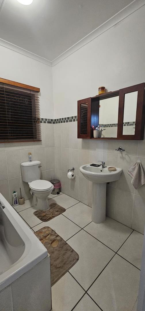 To Let 2 Bedroom Property for Rent in Wildenwide KwaZulu-Natal